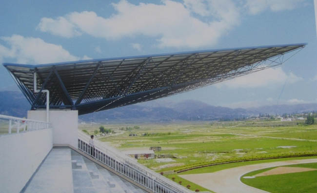 万宁体育看台网架